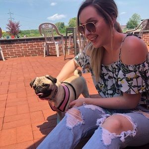 Meet your Posher, Megan